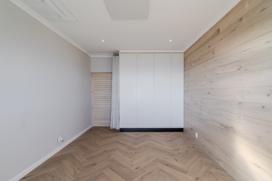 To Let 2 Bedroom Property for Rent in Camps Bay Western Cape